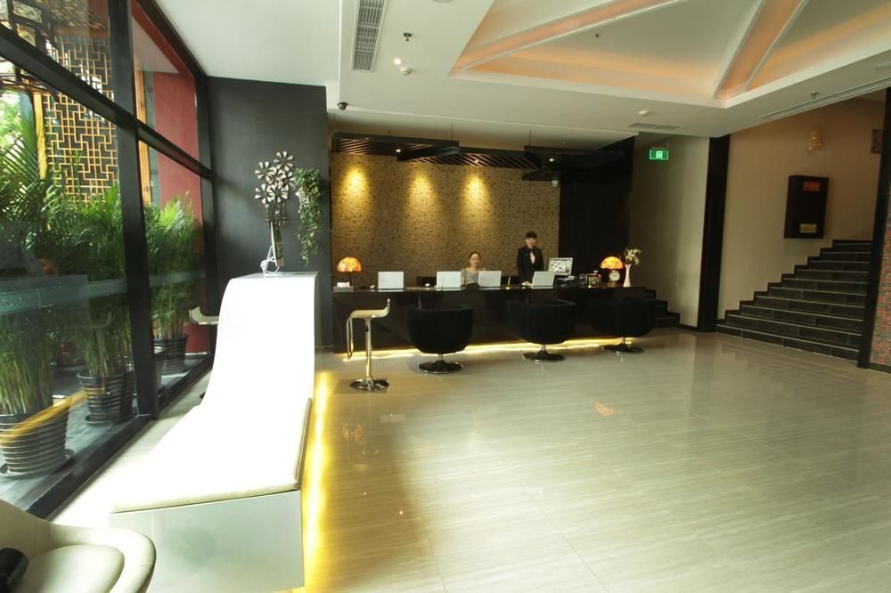 Jingli Hongyizhan Hotel Beijing Sanlitun Exterior photo